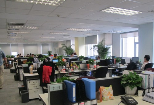 河北護(hù)欄網(wǎng)定做廠(chǎng)家如何選擇？:護(hù)欄網(wǎng)